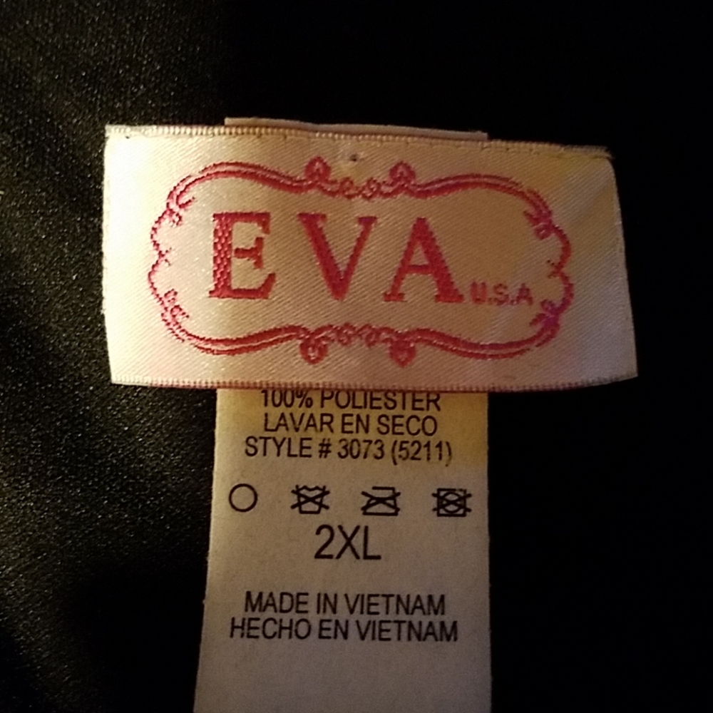 EVA FORMAL DRESS - Picture 8 of 8